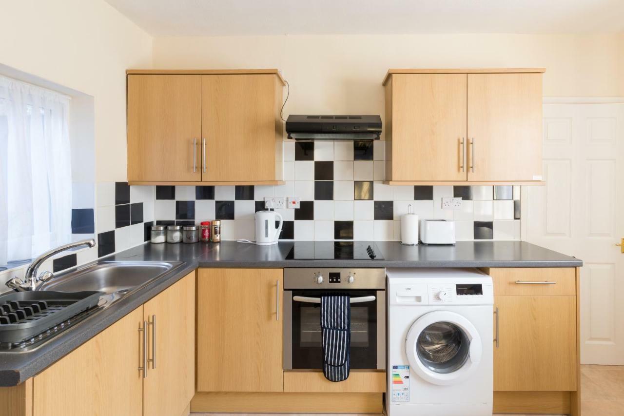 Well Presented 2 Bedroom House - Sleeps Four Leamington Spa Εξωτερικό φωτογραφία