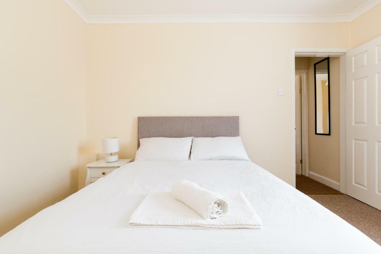Well Presented 2 Bedroom House - Sleeps Four Leamington Spa Εξωτερικό φωτογραφία